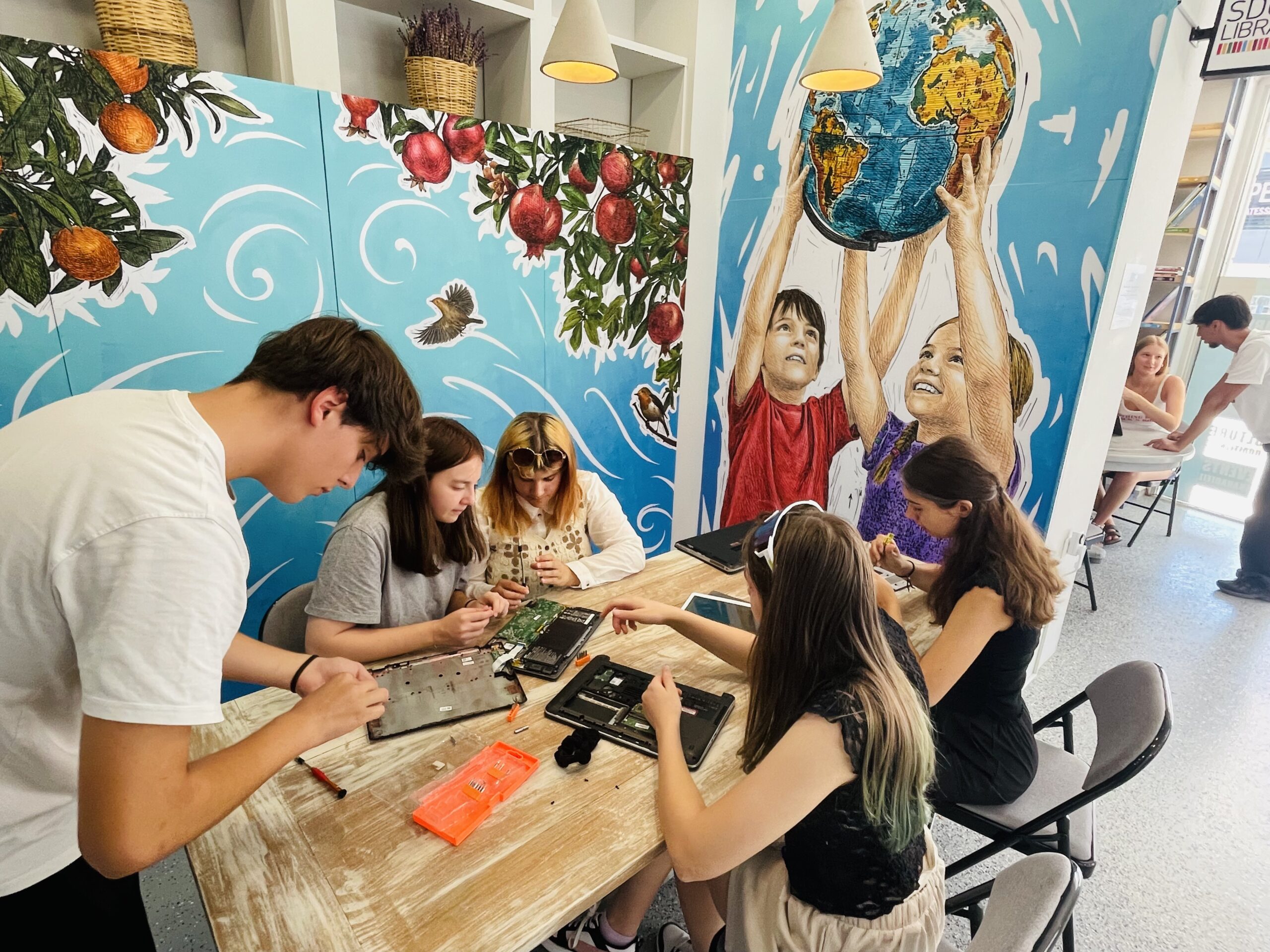 Reboot for Good – εθελοντές σε δράση στο Wise House